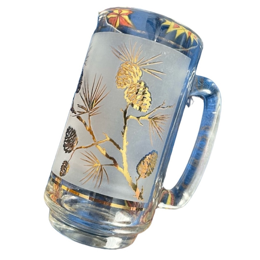 Dominion Frosted Gold Pinecone Beer Mug